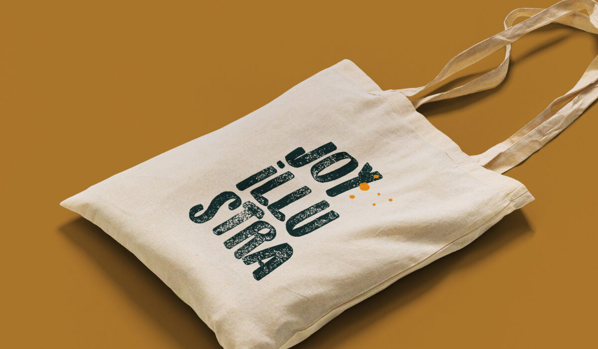 Tote_Bag_Mockup_2